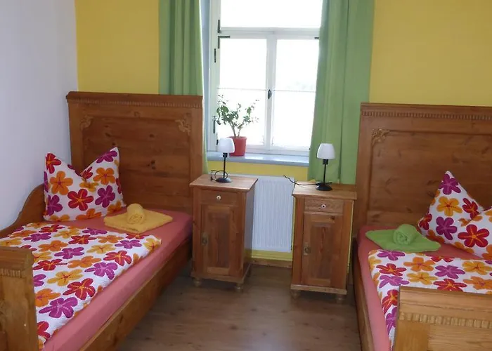 Gutendorf Apartment *